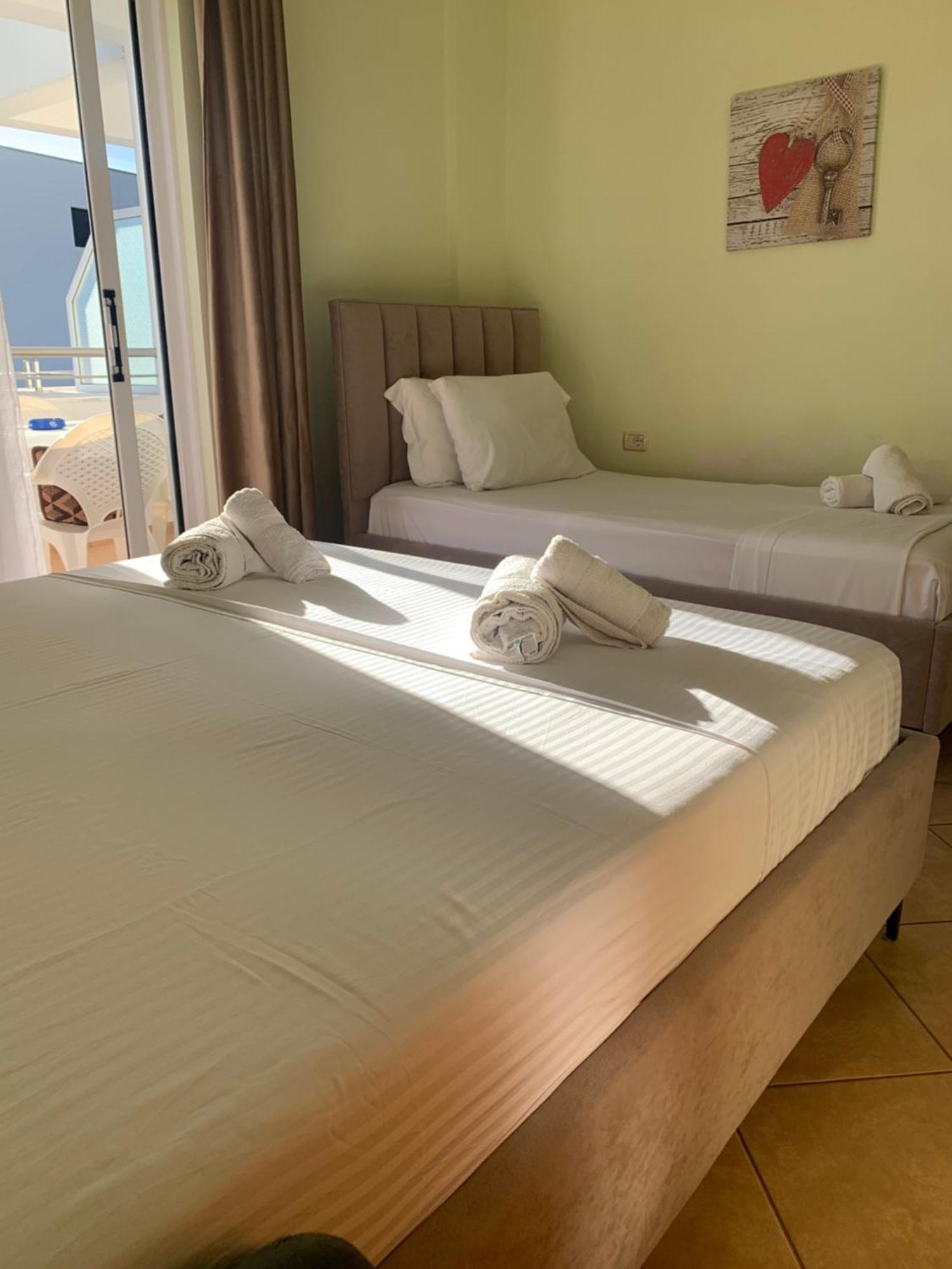 Guest - Sea Breeze Apartments ซารานเดอ ภายนอก รูปภาพ