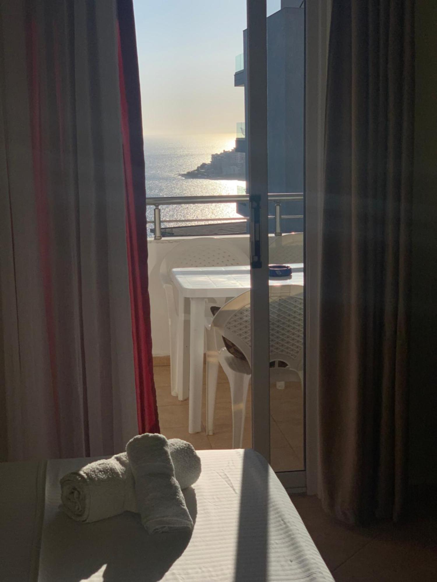 Guest - Sea Breeze Apartments ซารานเดอ ภายนอก รูปภาพ